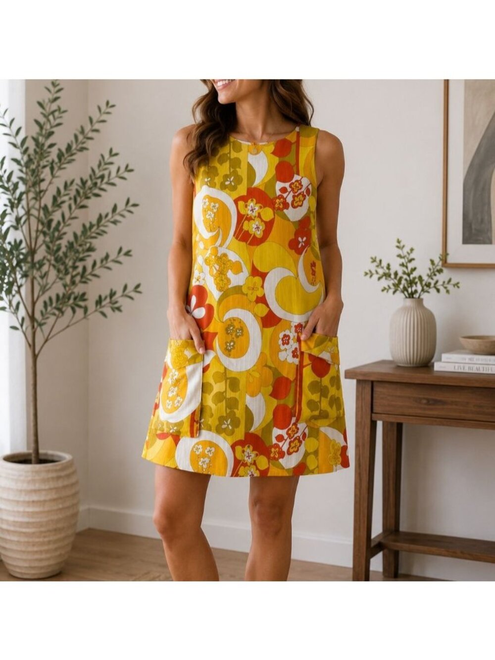Janet Lynn 60s/70s Mod Floral Mini Go-Go Dress A-Line Pocket Shift Yellow Orang